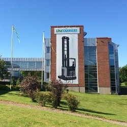 hình ảnh quảng cáo Baner xe nâng unicarries