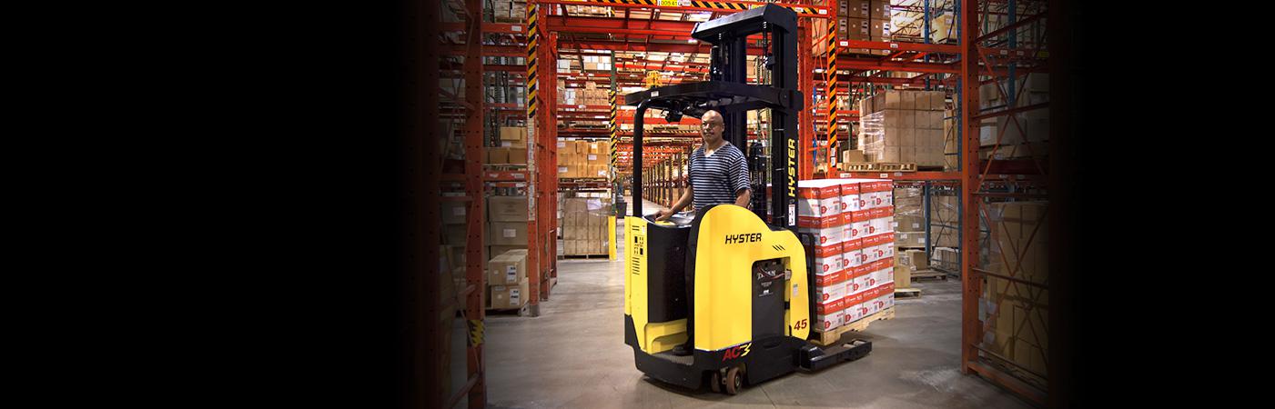 Xe nâng hàng và 7 giải pháp dùng trong kho đồ uống của các chuyên gia công nghiệp hàng đầu thế giới Xe nâng hàng và 7 giải pháp dùng trong kho đồ uống của các chuyên gia công nghiệp hàng đầu thế giới