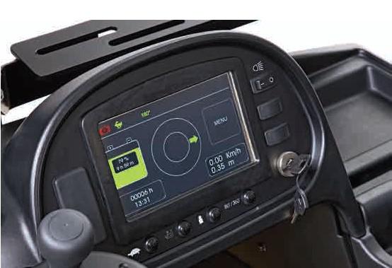 màn hình chính cảm ứng công nghệ mới trên xe nâng điện Reachtruck R2.0HD
