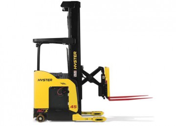 Xe nâng cao 1.8 tấn