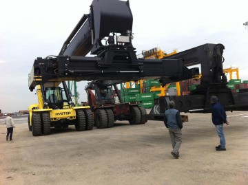 xe chụp container 45 tấn