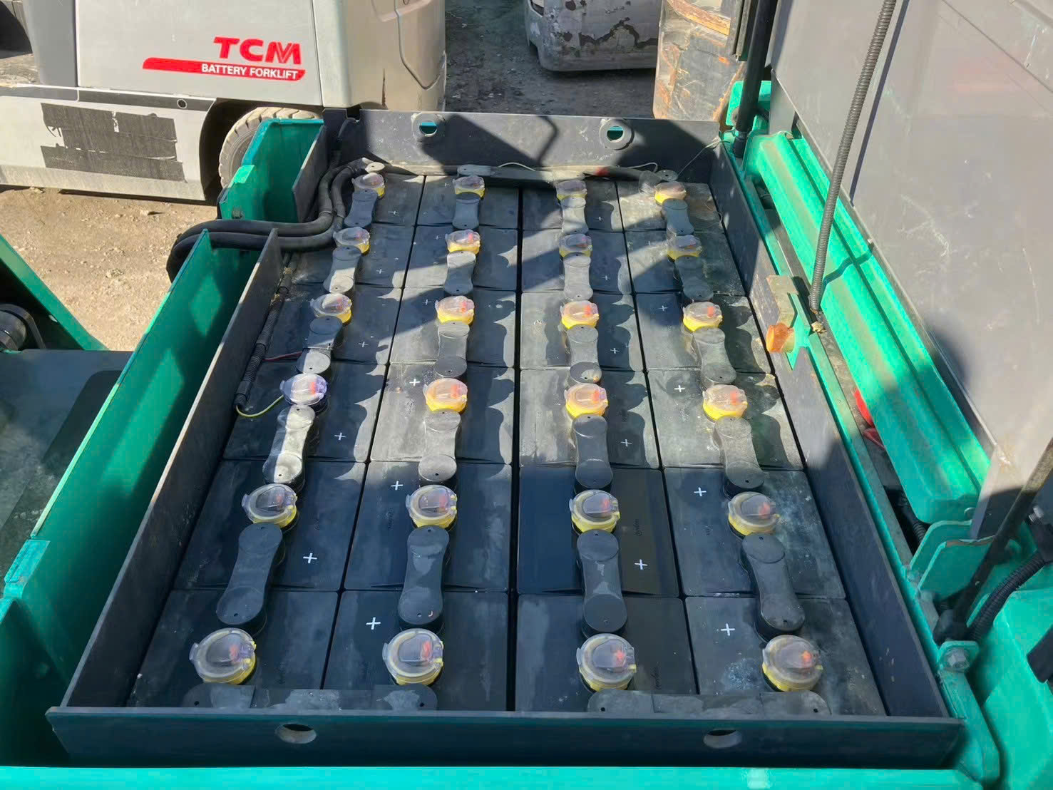 Bình điện xe nâng cũ Mitsubishi thanh lý