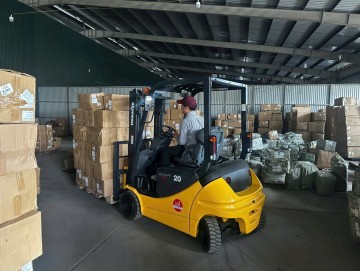 Xe nâng nhật bãi Komatsu 2 tấn