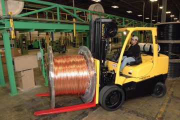 Xe nâng dầu 7 tấn