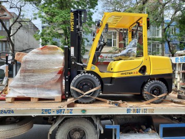 Xe nâng dầu 3.5 tấn